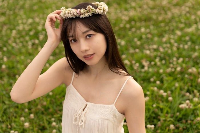 モー娘。牧野真莉愛、アイドル最後の写真集発売へ 美スタイル輝く水着カット公開「完成形と言える作品になった」