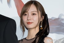 乃木坂46卒業の梅澤美波、デコルテ際立つ卒業ドレス姿公開「黒ドレスの理由に泣いた」「気高さを感じる」と反響