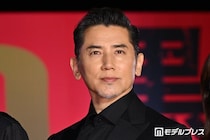 本木雅弘、映画「黒牢城」撮影時に2回連続で落馬 共演者が裏側明かす「1回転してスパッとお尻から落ちて…」