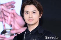 瀬戸康史、トイ・ストーリーホテルでのプライベートショット公開「家族とかな？」「はしゃいでて可愛い」