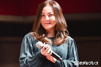 華原朋美、息子との“3日間レゴランド旅”ショット公開「溺愛っぷりが微笑ましい」「ぴったりくっついてて可愛い」の声