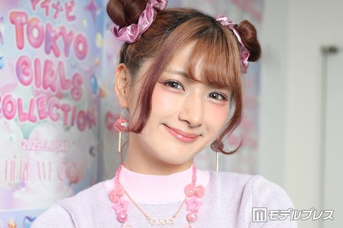 しなこ、コメント入り1人プリクラ公開「さらに盛れてる」「天使みたい」の声