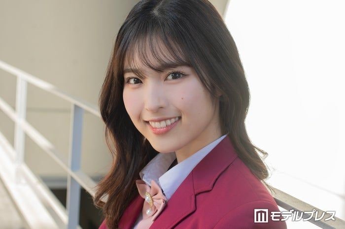 「今日好き」村谷はるな、美ウエストちら見せミニTシャツコーデ披露「スタイル抜群」「ファッションお手本にしたい」と反響
