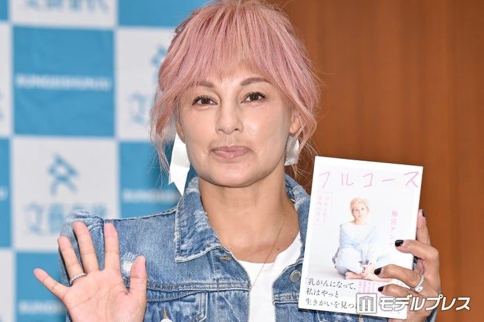 梅宮アンナ、父・辰夫さんに臓器提供申し出ていた 亡くなる数日前にはケンカも「私と父らしい最期だったなって思っています」