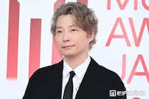 【MAJ2026】星野源、ピンクベージュヘアにイメチェン レッドカーペットで堂々のオーラ