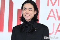 【MAJ2026】菅田将暉「MAJ」レカペ降臨 ファンに笑顔でピースサインも