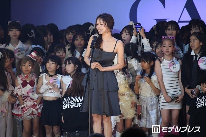 予約不可のレアキャスト・きほ、プレゼンターとして登壇&高校生モデル表彰「追いかけていればいつか必ず自分なりの形にできる」夢追う学生へメッセージ【学生ランウェイ名古屋】