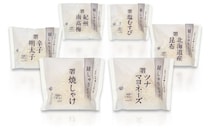 セブン新作「銀しゃりむすび」白黒銀のシンプルパッケージ採用 美味しさ＆デザイン研ぎ澄まし最適化へ