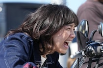 西野七瀬「免許返納!?」“舘ひろしから提案”アクションシーン秘話「もともと台本にはなかった」