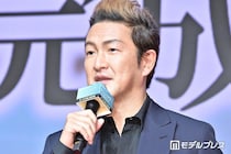 中村獅童「可愛くお化粧をしてもらった白塗りハルナツ兄弟」息子2ショット披露「そっくり」「成長早すぎる」