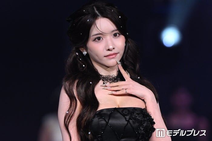 2児の母「今日好き」重川茉弥、ゴージャスドレスから美デコルテ輝く「まるでプリンセス」「脚長い」と反響【オキコレ2026】