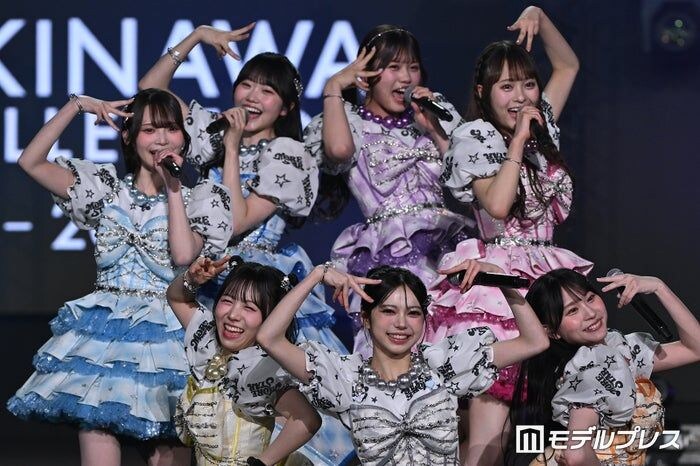 MORE STAR、全力パフォーマンスで観客の心鷲掴み メンバー7人が堂々ランウェイ【オキコレ2026】
