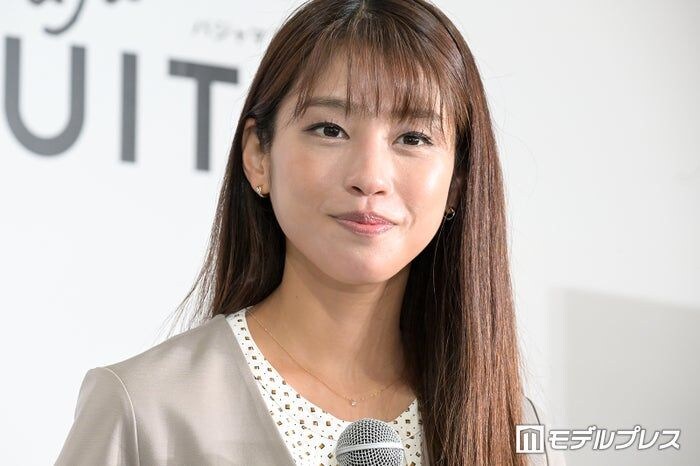 1児の母・岡副麻希、子ども包丁握る娘の調理姿公開「一生懸命な姿にほっこり」「手つきが愛らしい」と反響