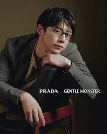 坂口健太郎、PRADA＆GENTLE MONSTERコラボコレクションに登場 「本」をコンセプトに展開