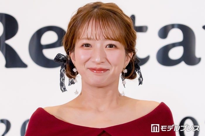 辻希美、フライパンいっぱいの特大ステーキ夕食公開「お肉が大きすぎる」「焼き加減最高」の声