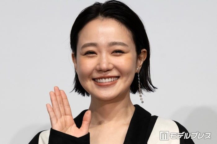 奈緒が“すごく幸せと感じる瞬間”とは「毎日気持ちがリセットされます」【映画「死ねばいいのに」】