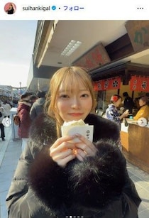 “TikTokで顔バレ”「可愛すぎる」と話題の炊飯器ギャル、結婚発表 前撮りウエディングフォト公開