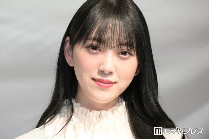 堀未央奈、肩出し純白ドレス姿披露「美しすぎる」「リアル天使」と反響