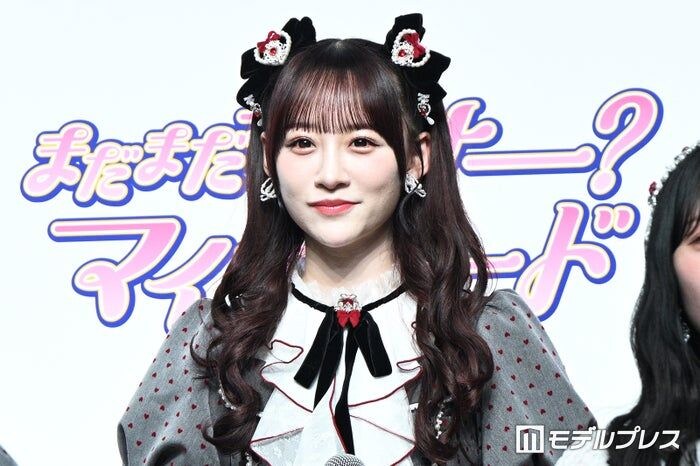 =LOVE音嶋莉沙「流行りのクッキーメイク」でガラリな雰囲気ショット披露「大人っぽくて素敵」「いつもと違う姿で見惚れてしまう」