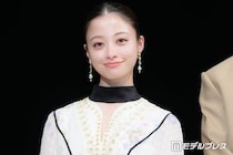 橋本環奈、山崎賢人は「信に似ている」人柄を絶賛 関係性を家族に例えるなら？「一番年下なんですけど…」【「キングダム」シネマコンサート】