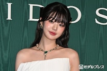 IVEウォニョン、ぱっつん前髪＆ノースリショットに絶賛の声「お人形さん度が増してる」「美しすぎてもはや芸術」