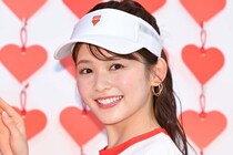 久間田琳加、素肌輝くノースリ×デニムコーデでディズニー「猫耳の似合い方レベチ」「可愛さにノックアウト」と反響