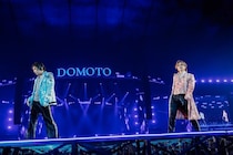 DOMOTO堂本光一＆堂本剛、ライブなのに“漫談”止まらず「ACEesじゃなくていいんですか？」「最近僕らを知ってくれた人は漫才師だと思ってるかも」【MCレポート／DOMOTO Concert 2026 ～Stay with me～】
