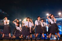 日向坂46五期生、初の単独アリーナ公演で躍動 大野愛実が代表スピーチ「五期生の10人とこの世界で存在できてよかった」