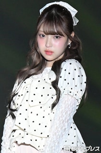 MINAMI、ドット柄×ピンクパンツで甘めガーリールック 可憐な笑顔で魅了【TGC新潟2026】
