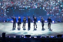 BTS、約72万人動員ヨーロッパツアー完走 フランス大統領夫妻が訪問・パリではグループ史上初の最多動員数記録「本当に幸せ」