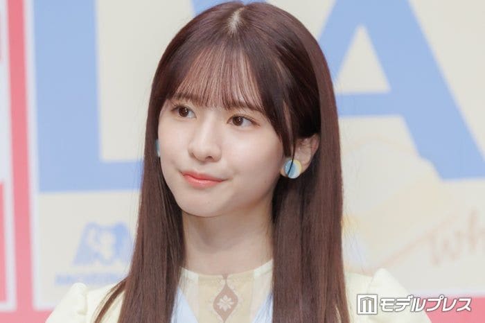 乃木坂46菅原咲月、圧倒的美脚際立つソファショットにファン悶絶「スタイル抜群」「透明感が半端ない」
