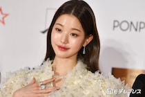 IVEウォニョン、黒髪前髪ありのハロウィンディズニー秘蔵ショット公開「思い出共有してくれて嬉しい」「オーラが隠せてない」の声