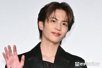 志尊淳、韓国滞在中に“レジェンド”美人歌手と遭遇「すごい世界線」「素敵な会話」と反響続々
