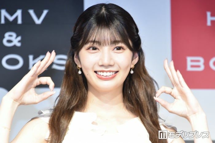 元日向坂46メンバー、ノースリコーデでディズニー満喫「オーラが出てる」「大人の楽しみ方」