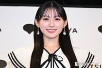 乃木坂46川崎桜、ミニ丈ワンピ×タイツから美脚披露「頭身バランスが神」「美しい」と絶賛の声