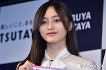 乃木坂46井上和、美肌輝くオフショル姿にファン絶賛「透き通るような美肌」「肩のラインが美しい」