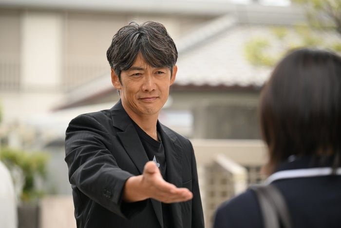 【GTO 第2話あらすじ】鬼塚、生徒から次々と低評価 早くも解雇の危機