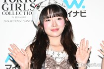 IVEレイ、花柄ノースリミニ丈ワンピで美脚に視線集中「レジェンド級のビジュアル」「お人形さんみたい」の声
