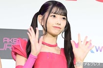 AKB48千葉恵里、美肌輝くノースリ姿でディズニー満喫「ビジュ最強」「透明感すごい」とファン歓喜