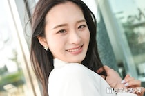 ミス東大・神谷明采、香港でのキャミドレス姿に反響「綺麗すぎる」「夜景にも負けない美しさ」と絶賛の声