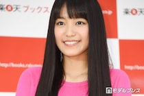 miwa、二の腕スラリのノースリ姿披露「オフ感が最高」「胸のセミの抜け殻は本物？」と反響