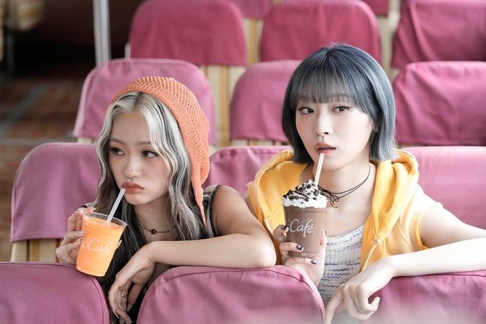 HANA・JISOO&YURI、マクドナルドCM初登場 レトロでエモい休日をのぞき見?お互いに“甘くなる瞬間”明かす