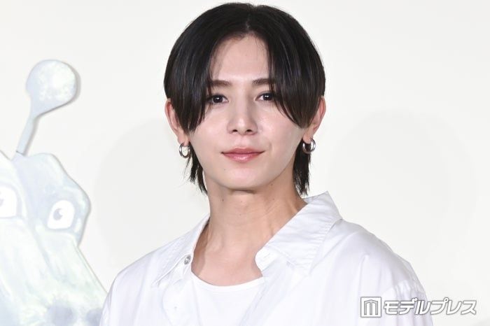 Hey! Say! JUMP山田涼介、ソロアジアツアーへ「連れて行きます」宝箱の中身にニッコリ