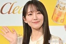 吉岡里帆、美デコルテ透ける白ノースリ姿に熱視線「美しすぎて二度見」「透明感がハンパない」