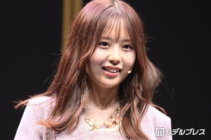 元乃木坂46佐藤璃果、ハイトーンヘアに大胆イメチェン「雰囲気全然違くてびっくり」「透明感半端ない」と絶賛の声