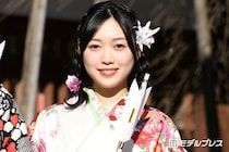 ロサンゼルス拠点の元乃木坂46北川悠理、美肌輝くオフショルワンピ姿公開「色白で眩しい」「デコルテ綺麗」と反響
