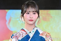 ≠ME尾木波菜、ミニ丈から色白美脚スラリ「完璧スタイル」「洋服のセンスも素敵」の声