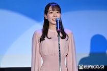 テレ朝・佐々木若葉アナ、美肌際立つノースリーブ衣装姿公開「朝から目の保養」「お美しいです」