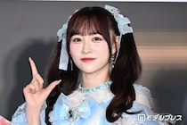 ＝LOVE音嶋莉沙、美脚際立つティアラ×ノースリミニワンピ姿のバースデーショットに絶賛の声「スタイル抜群で憧れる」「お姫様みたい」