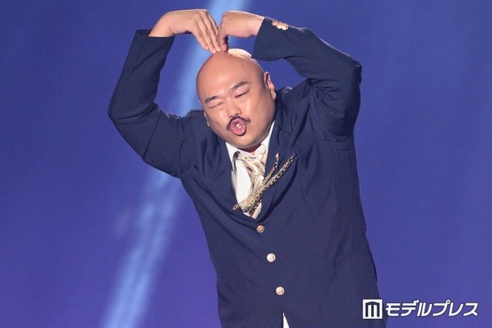 クロちゃん、止まることないファンサに悲鳴？「今日は新しい彼女を見つけに来ました」元恋人・リチへの163万円の指輪は新しい恋人に【TGC松山2026】